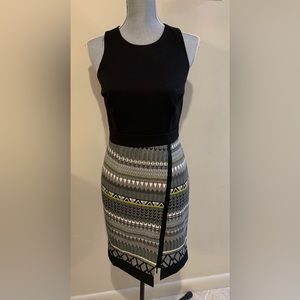 Trina Turk Vintage Geo Aztec Lined Back Zip Sleeveless Black White Green Dress S